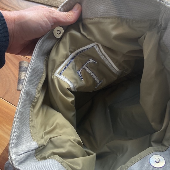 ⛔️DONATED⛔️ Pottery Barn Kids Classic Diaper Bag Gray Unisex - Picture 4 of 16